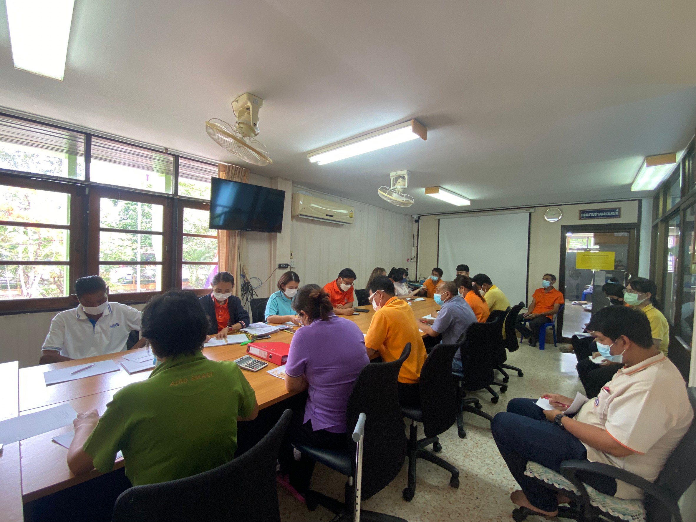 title - ประชุมสำนักงาน ครั้งที่ 2/2565 และจัดกิจกรรม Big Cleaning Day ภายใต้แผนยุทธศาสตร์เสริมสร้างความผาสุก และความผูกพัน ของบุคลากรที่มีต่อองค์กร ครั้งที่ 2 